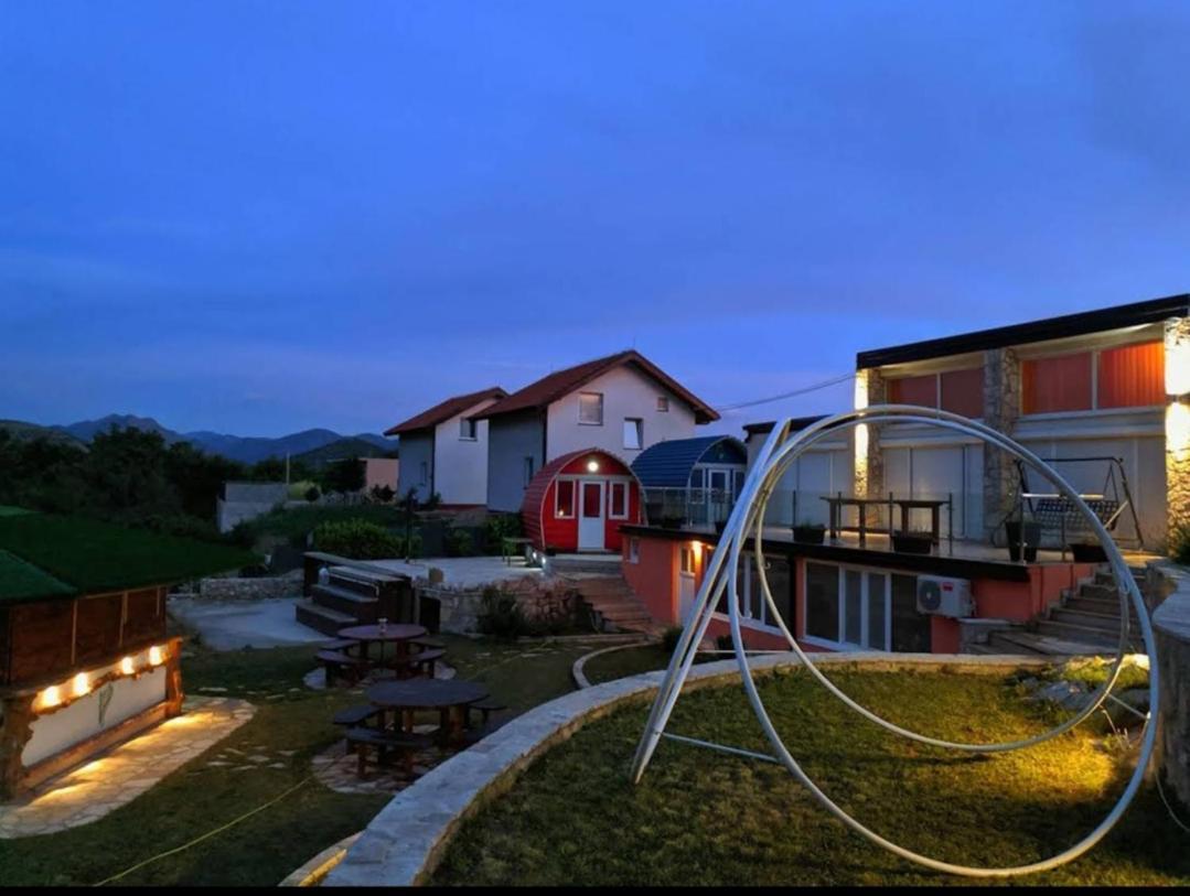 Villa Lyra Требинье Экстерьер фото